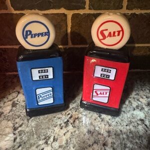 Gas Pump Vintage Style Salt and Pepper Shakers